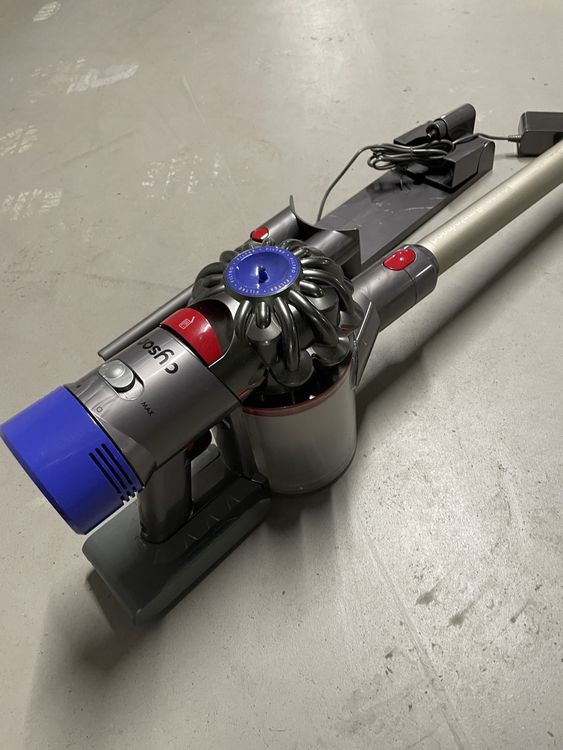 Dyson V8 | Kaufen auf Ricardo