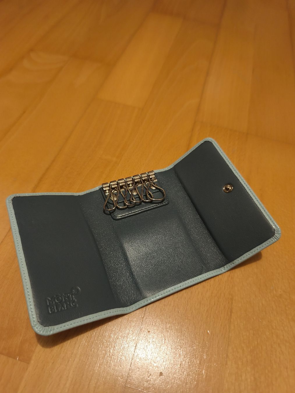 Montblanc Portachiavi: Montblanc Schlüsseletui hellblau Leder – Usato da Oftringen venduto da oshikura 3