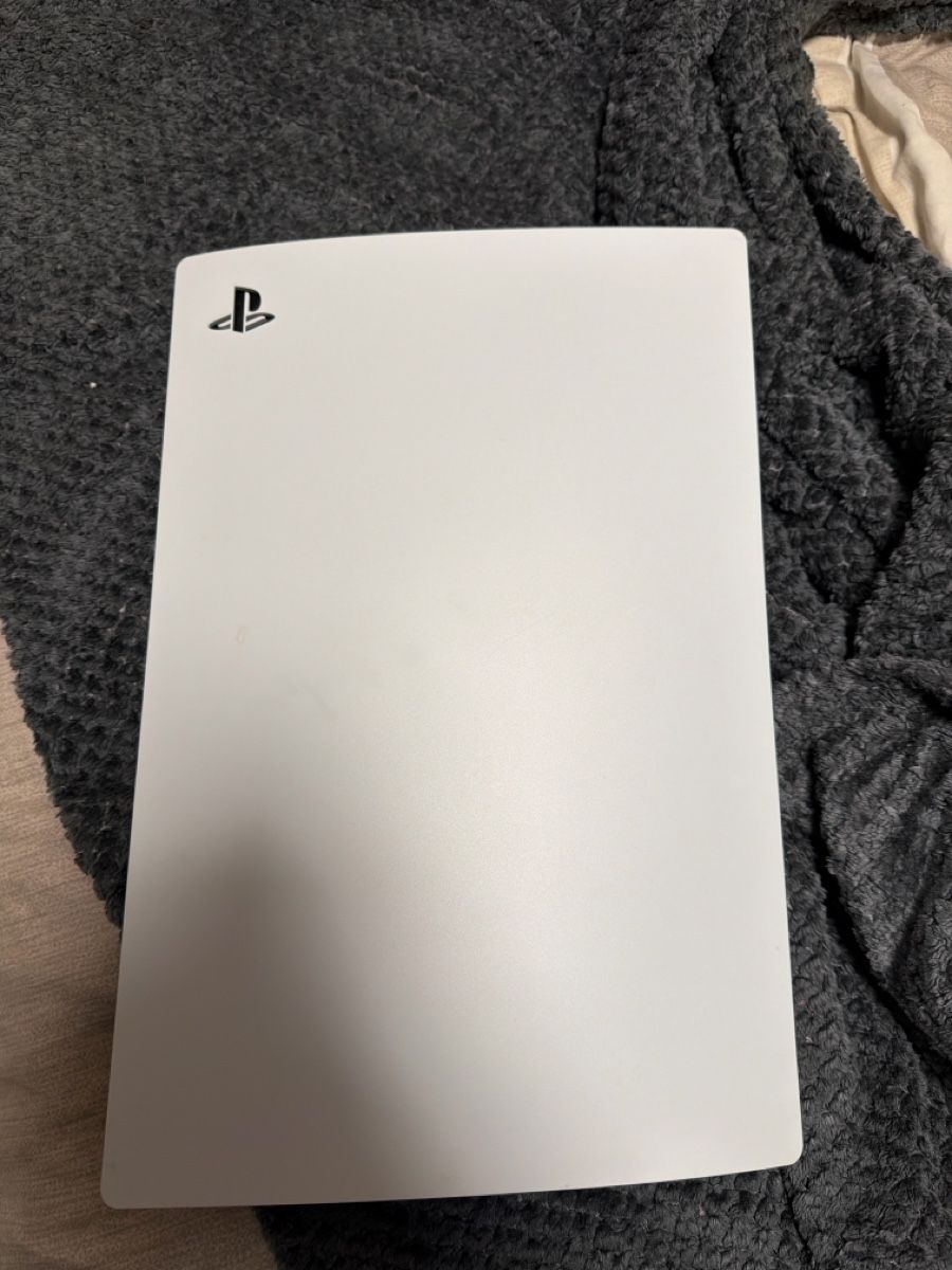 Sony Consoles: PlayStation 5 – D'occasion à Siebnen par eri_7prh