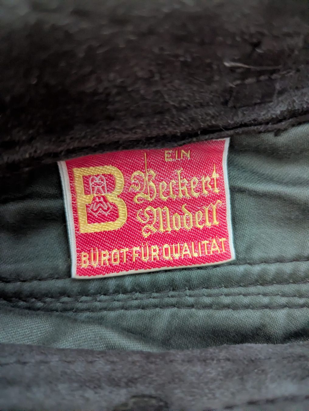 Pantaloni: Lederhose / Tracht BECKERT – Usato da Binz venduto da julijuli 6