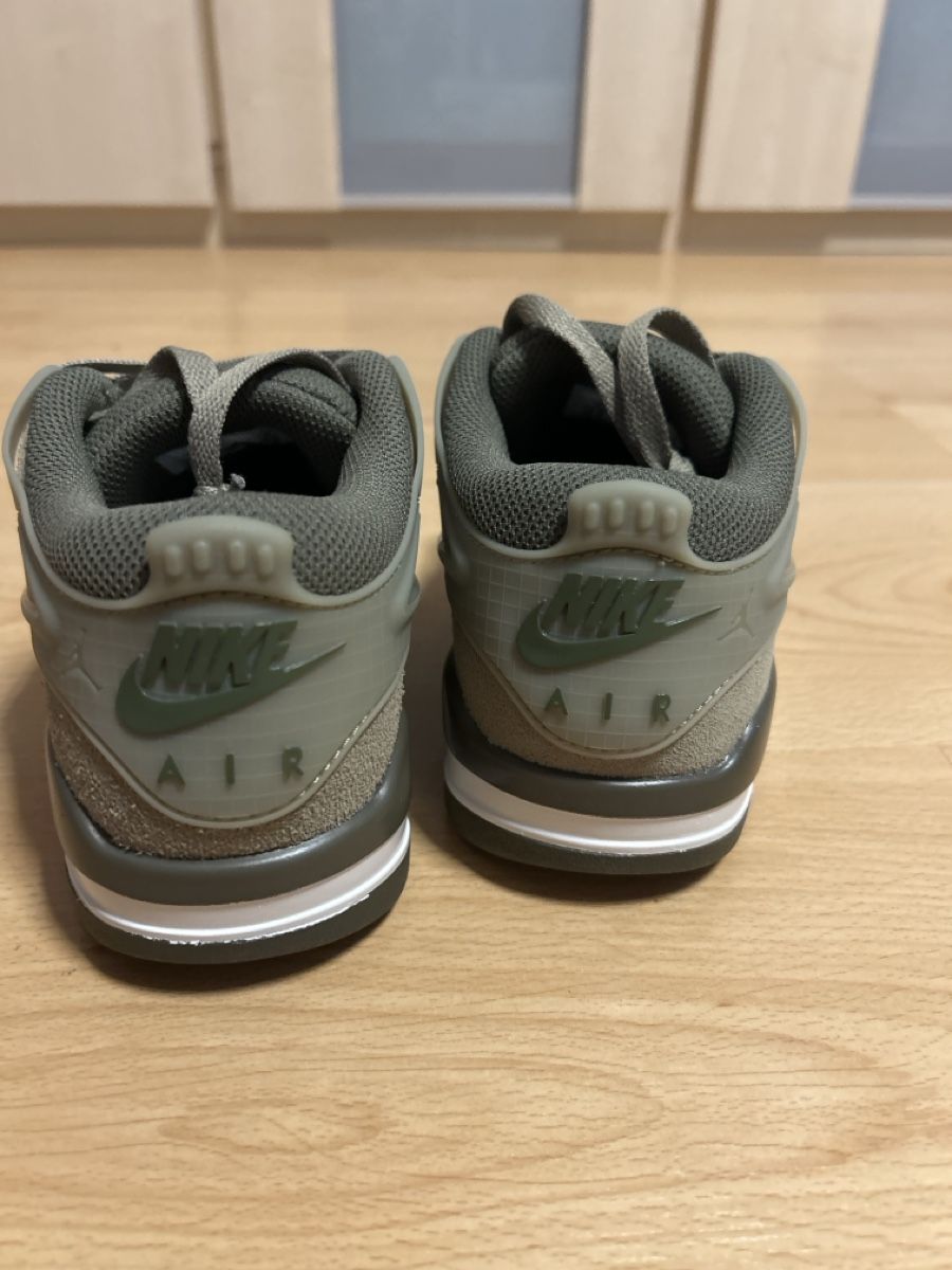 Jordan Scarpe da uomo: Nike air Jordan 4 RM Taille 38 – Nuovo (secondo la descrizione) da la chaux-de-fonds venduto da swann88 1