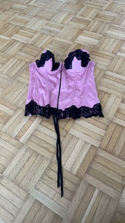 Damen Korsett rosa mit schwarzer Spitze neuwertig