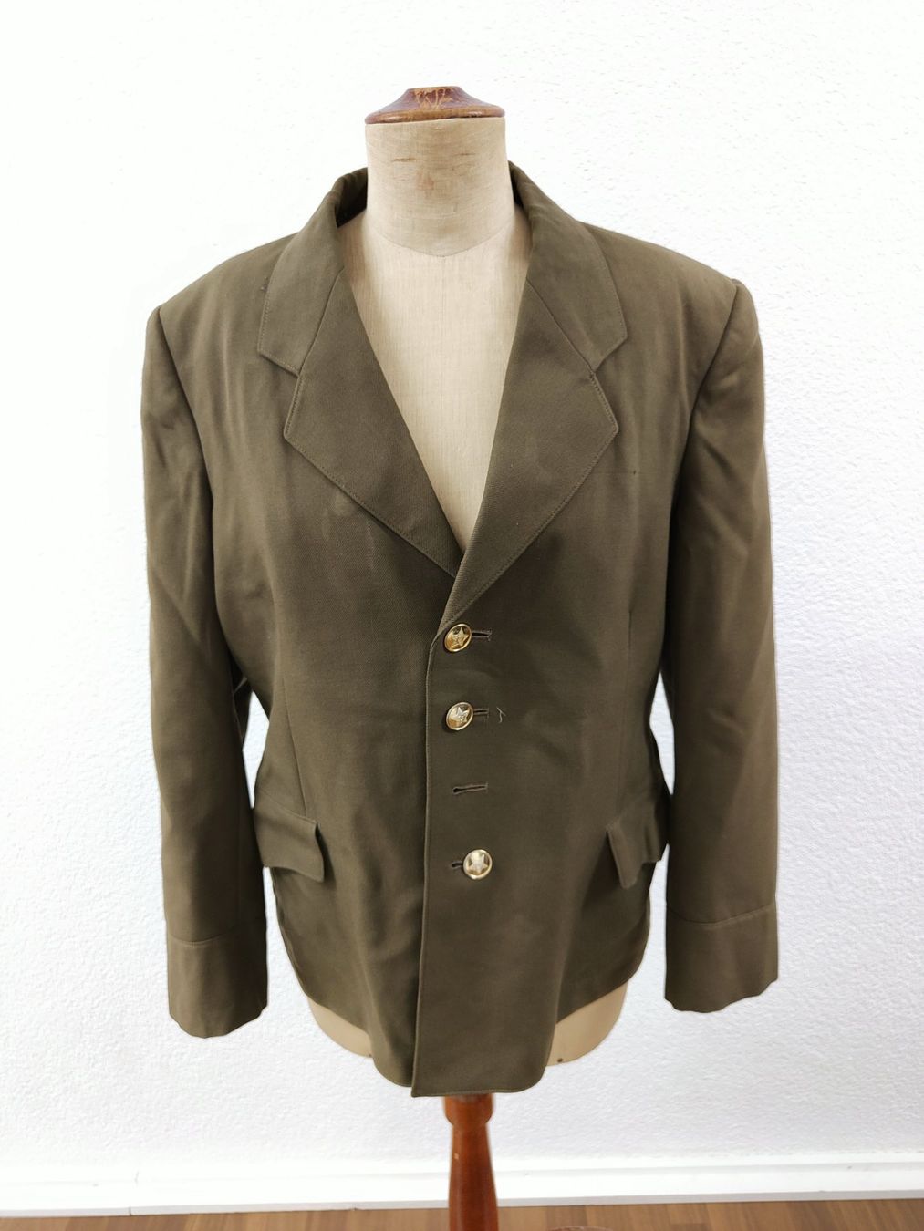 Schweizer Armee Uniformen: Waffenrock Sowjetunion – Gebraucht aus Bauma von SwissMilitaria 2