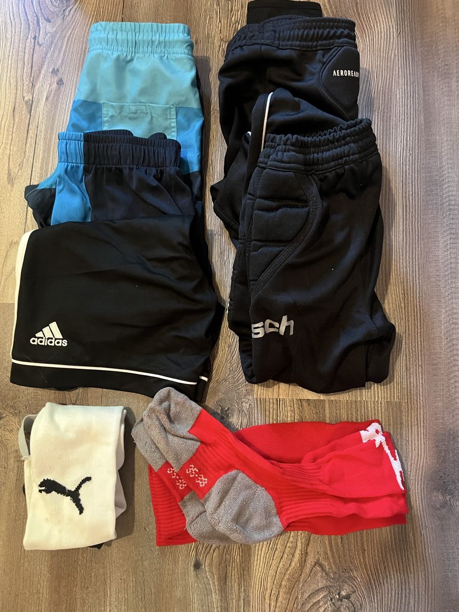 Kleiderpakete & -sets: Tolles Jungs-Kleiderpaket  – Gebraucht aus Maur von esgehoertjetztmir 1