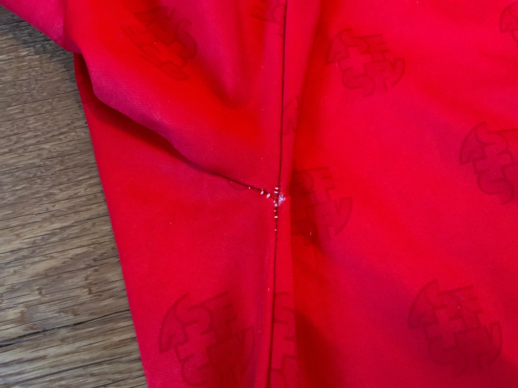 Schweizer Nati Canottiere & Pantaloni: Schweizer Natitrikot aus den 90ern – Usato da Dänikon ZH venduto da Sherde 2