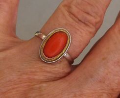 Ring 800 Silber mit echter Koralle aus Italien um 1965