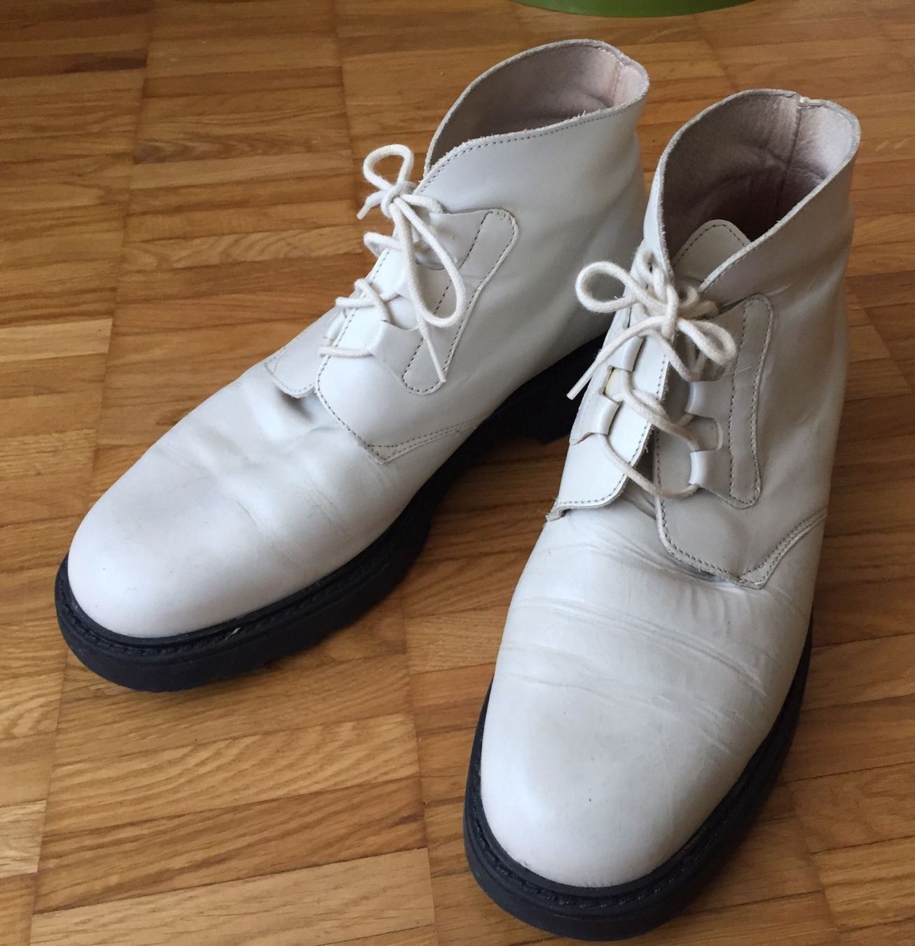 Scarpe da donna: Street Shoes | Leder | Ecru | 41 – Usato da Zürich venduto da galble 1