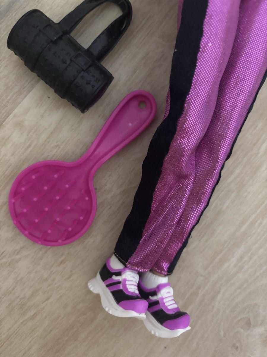 Bambole: Barbie  – Nuovo (secondo la descrizione) da Losone venduto da Tilly-nb7t 2