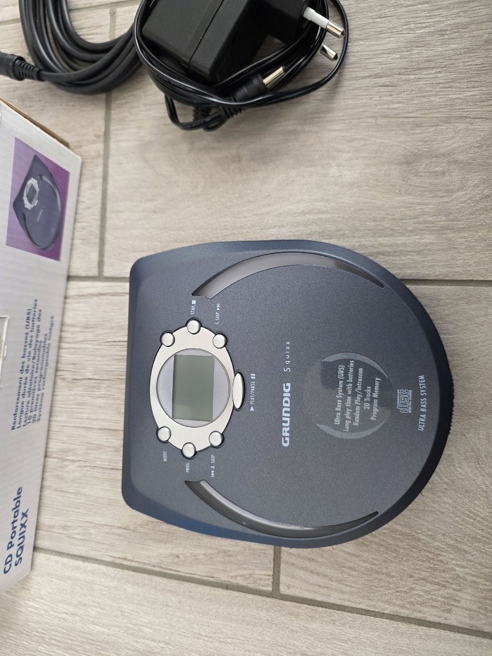 Grundig Lettore multimediale portatile: Grundig S quixx Discman – Usato da Dorf venduto da Echo_Elements 4