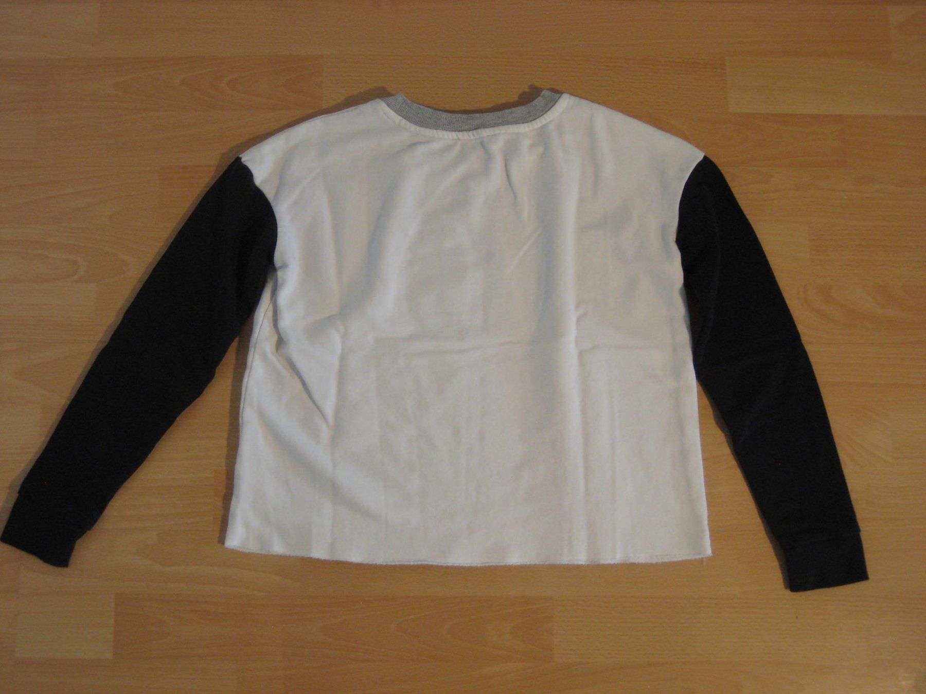 Pulls et sweat-shirts: schwarz-weisser Pulli, Gr. S – D'occasion à Greifensee par Janali01 1