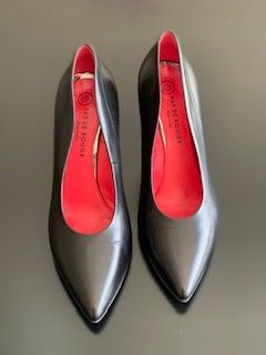 Scarpe da donna: Pas de Rouge Pumps – Usato da Küsnacht ZH venduto da ElenaPe