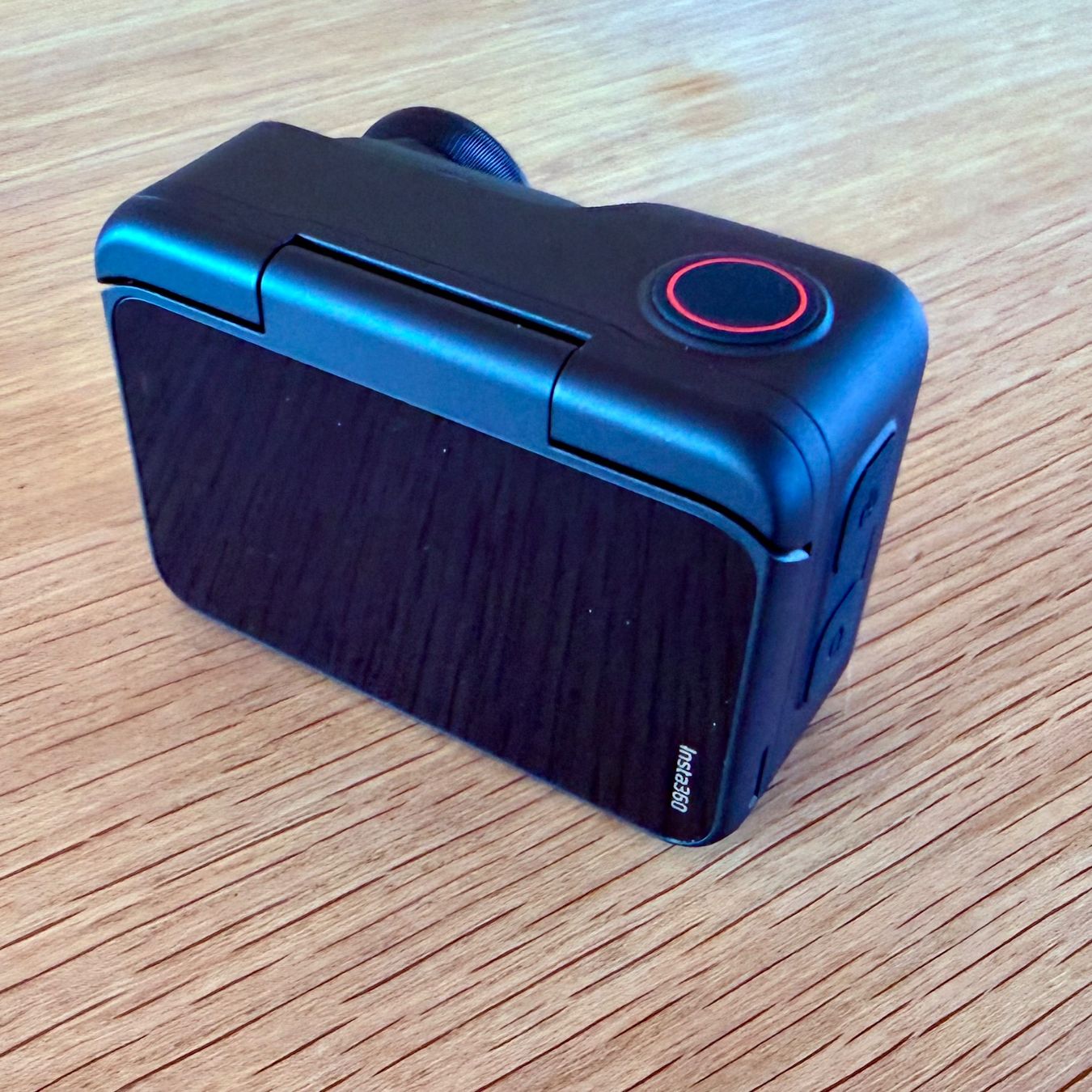 Insta360 Action Cam: Insta360 GO Ultra Creator Bundle, Schwarz – Neu (gemäss Beschreibung) aus Einsiedeln von __miichaaeel 4