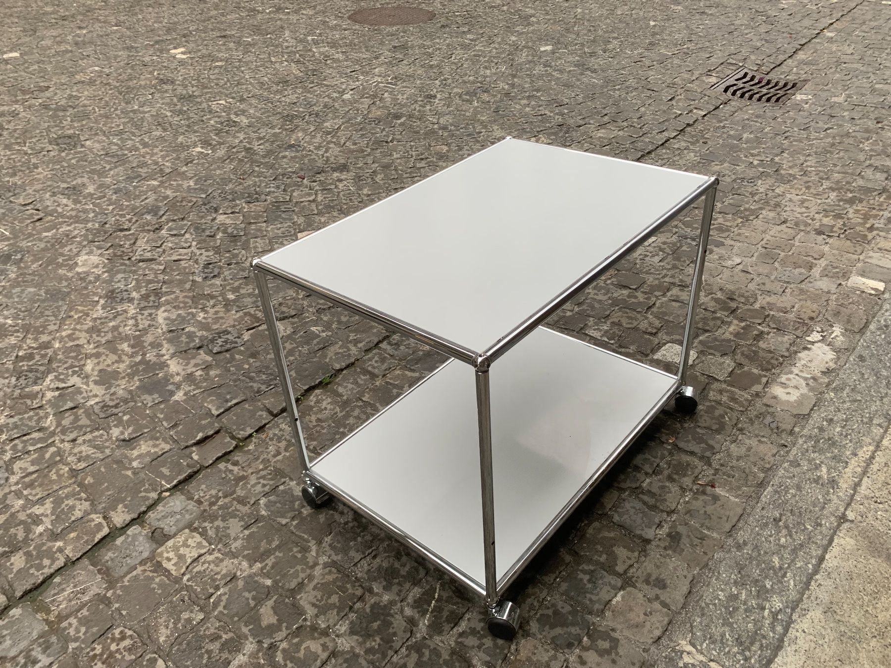 USM Tavoli: Usm Praxis  Bar Tisch Lief Gratis – Usato da Thun venduto da Thuno6 1