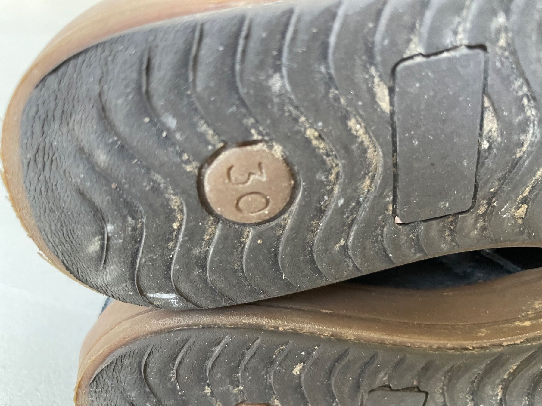 Herrenschuhe: Leichte Winterschuhe, 30 – Gebraucht aus Siebnen von Nulu12 7