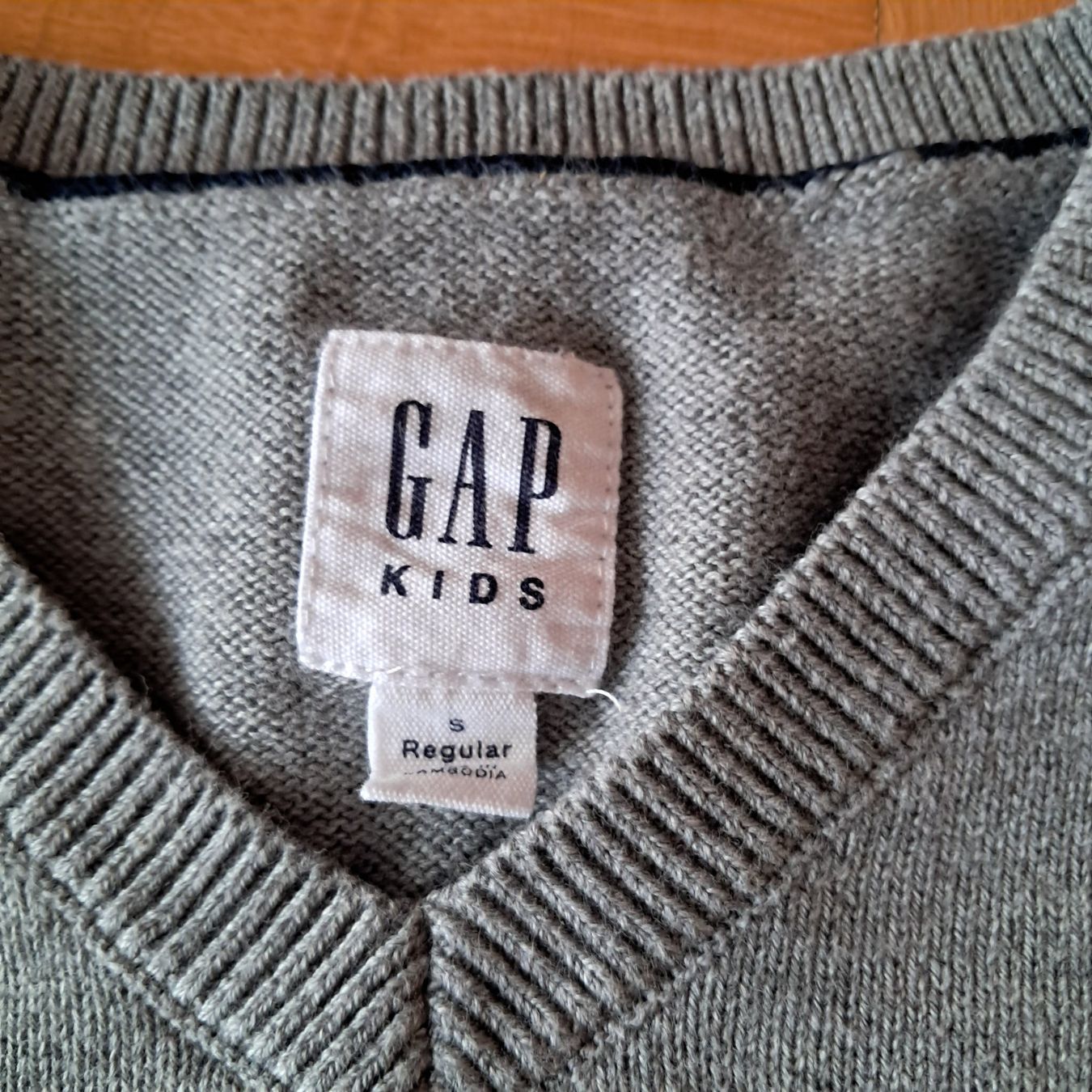 Gap Kleiderpakete & -sets: GAP Set, Pullover & Kapuzenjacke, Grösse "S" (ca 134) – Gebraucht aus Meilen von Vaurien15 5