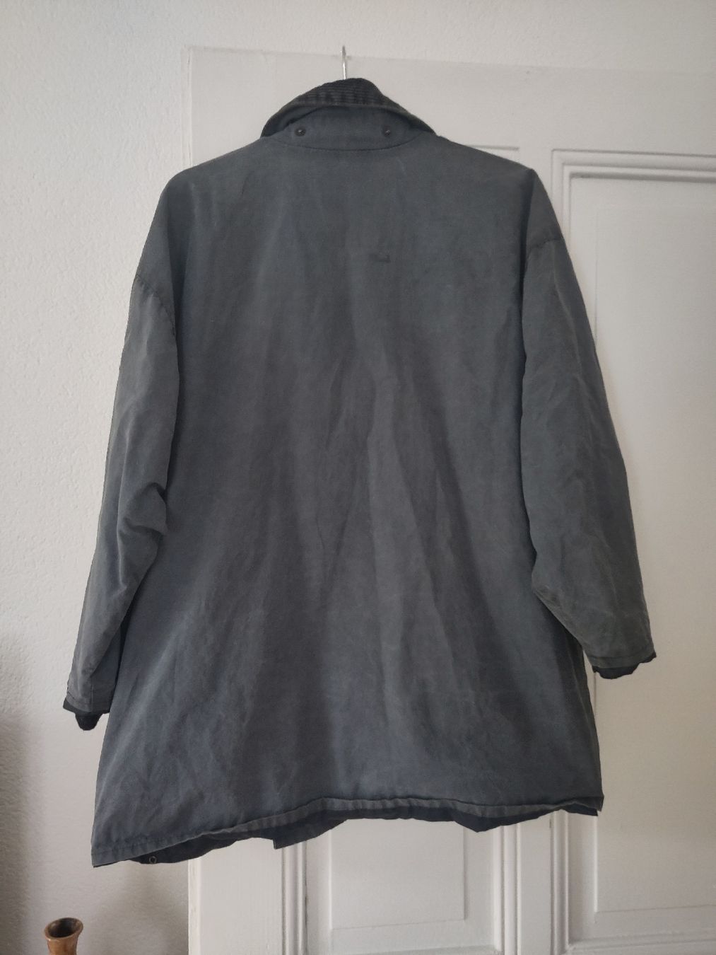 Giacche: Wachsjacke mit Cord kragen – Usato da Bern venduto da Lyner 3