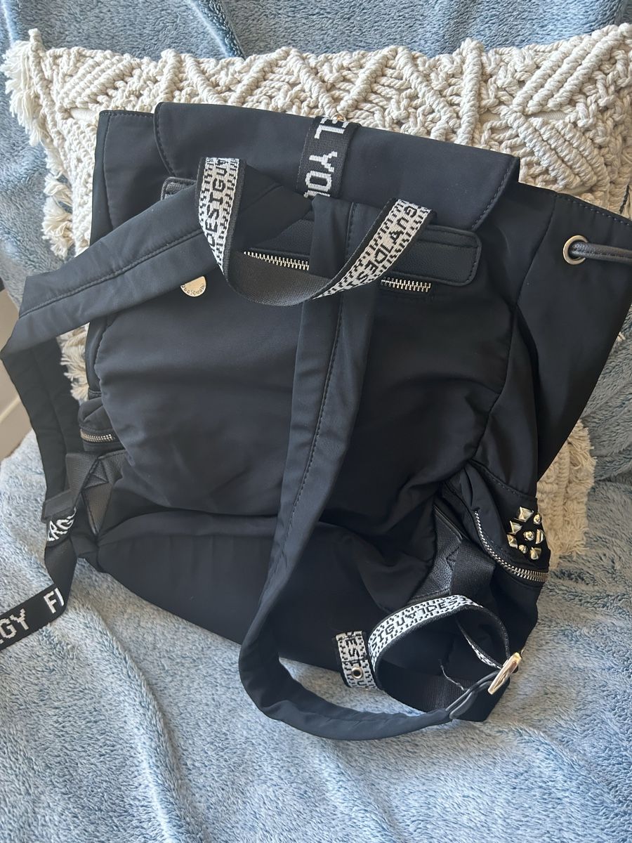 Desigual Zaini: Desigual Rucksack – Usato da Wohlen b. Bern venduto da Honeypie 1