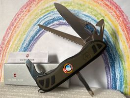 VICTORINOX - Armeesackmesser - PEACE SUPPORT SWITZERLAND