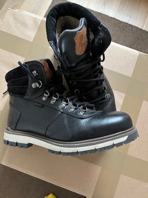 Scarpe da uomo: Schuhe – Nuovo (secondo la descrizione) da Muri AG venduto da casually