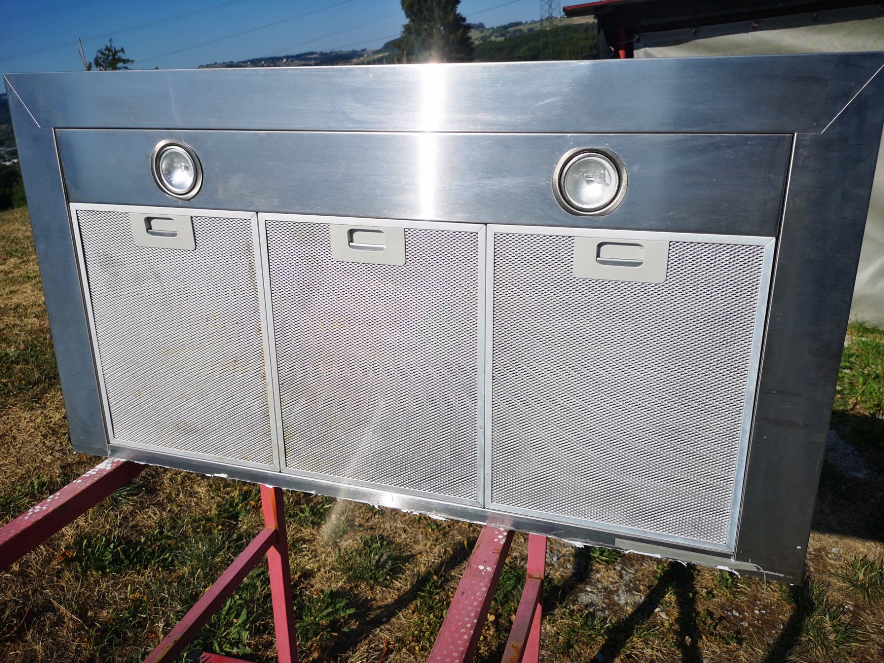 V-Zug Hottes de ventilation: hotte murale de ventilation V-ZUG DW E9 – D'occasion à Granges-Veveyse par PascaleG01 2