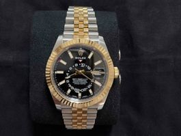 Rolex Sky-Dweller / Black Dial / Steel & Gold / Full Set