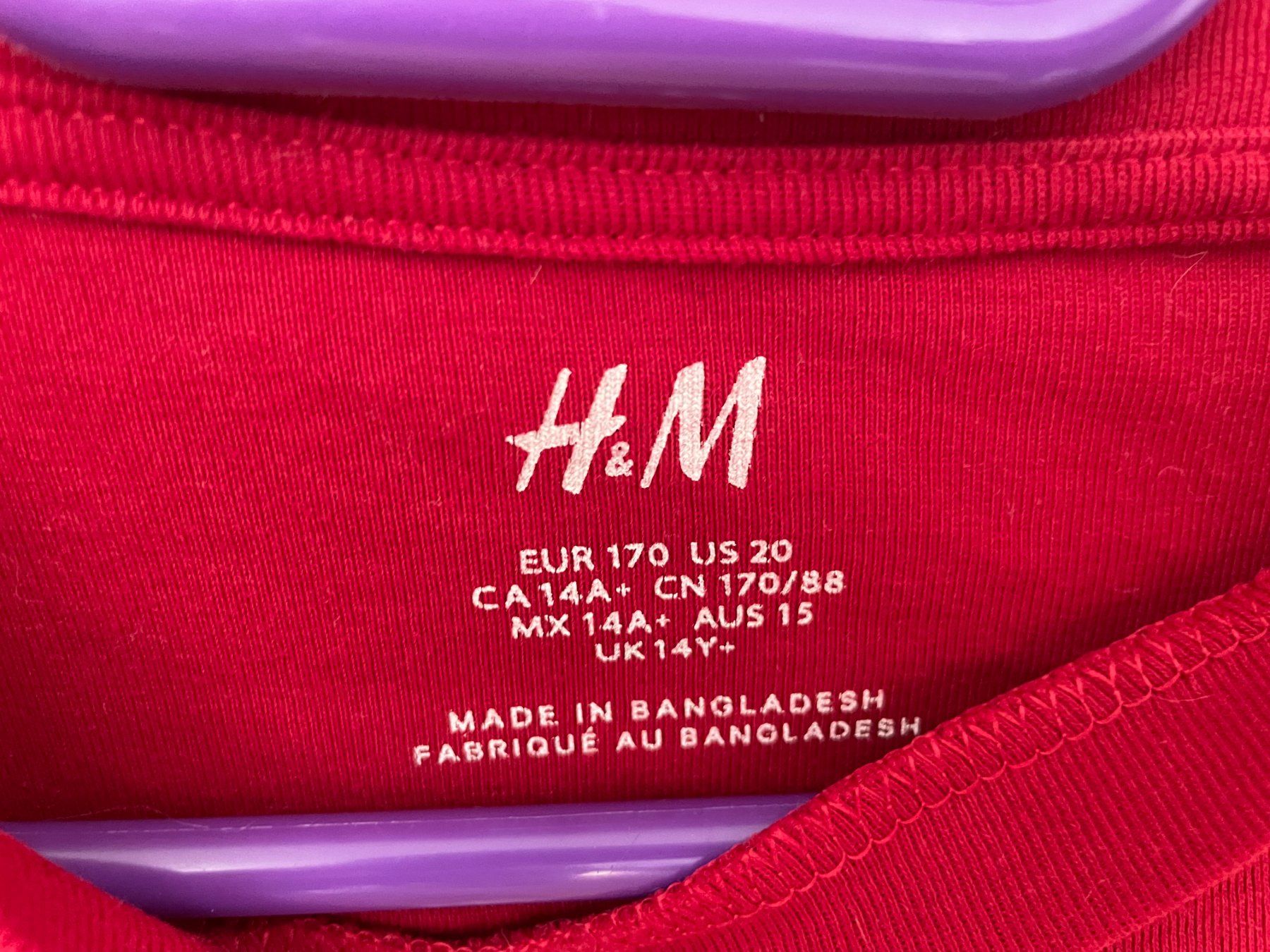 H&M Blusen, T-Shirts & Tops: Crop Top H&M rouge – Gebraucht aus Petit Lancy von gil_hr6v 2