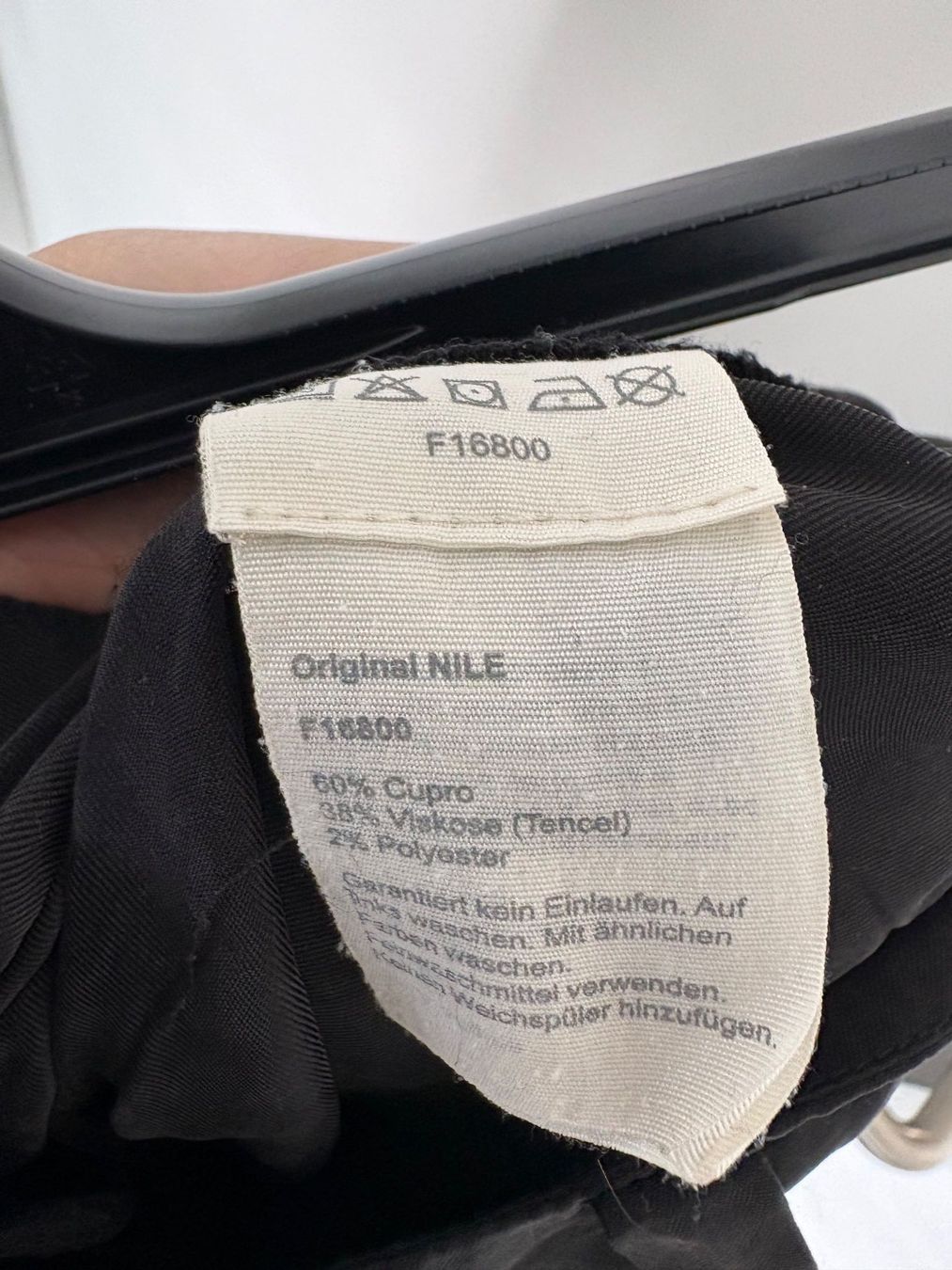 Nile Pantaloni: NILE Pants - Size S - 60% Cupro – Usato da Muzzano venduto da Sidney_3 2