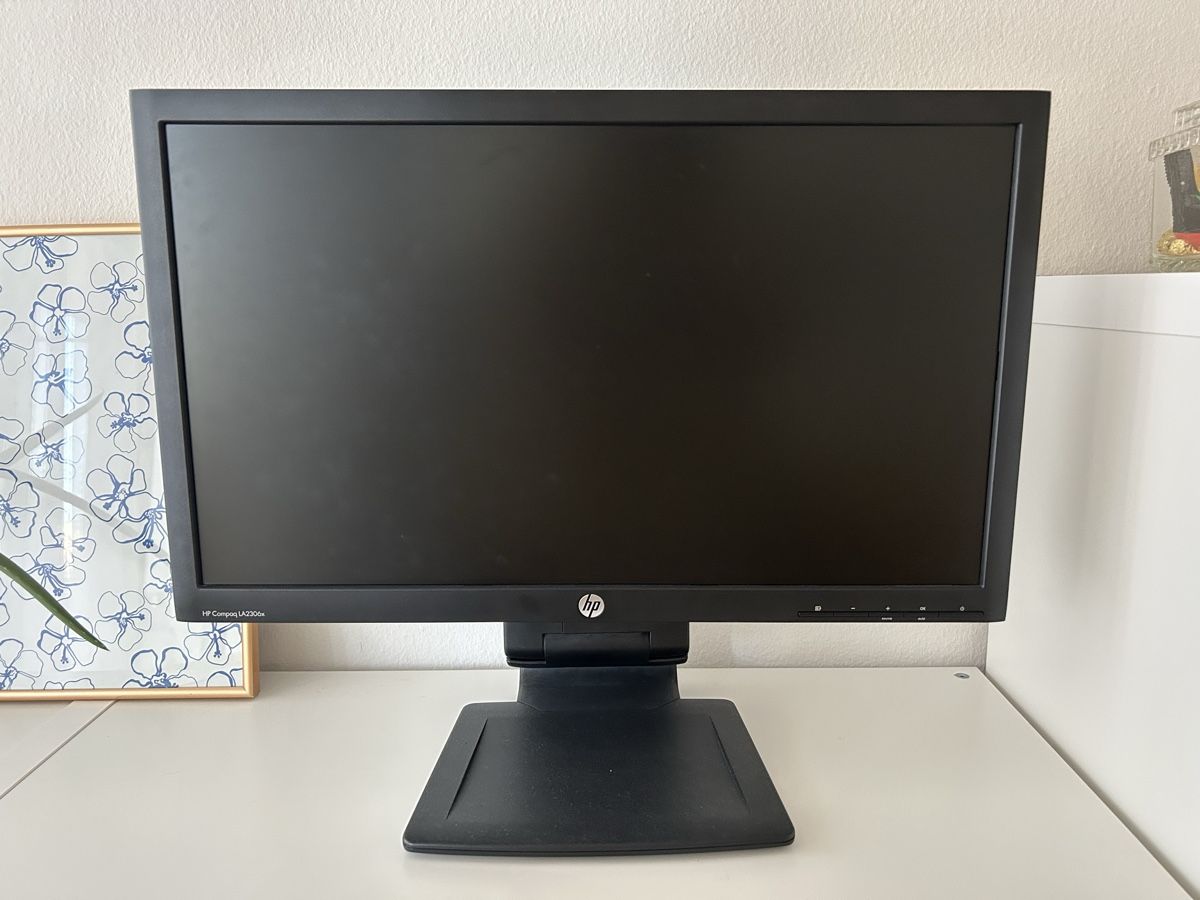 Monitor: Monitor HP 2306x – Usato da Basel venduto da lau_982w
