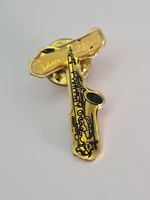 Pin | Le Sait Paul | Saxaphone