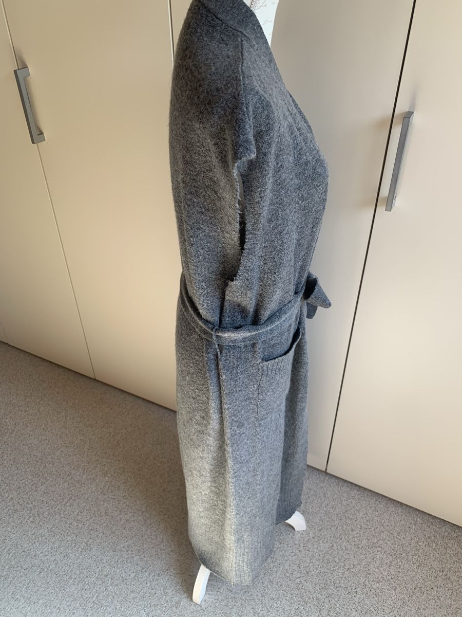 Vila Gilet & Giacche senza maniche: Strickgilet mit Bindegürtel von VILA Grau XXL – Usato da Ellikon an der Thur venduto da Bali1999 4
