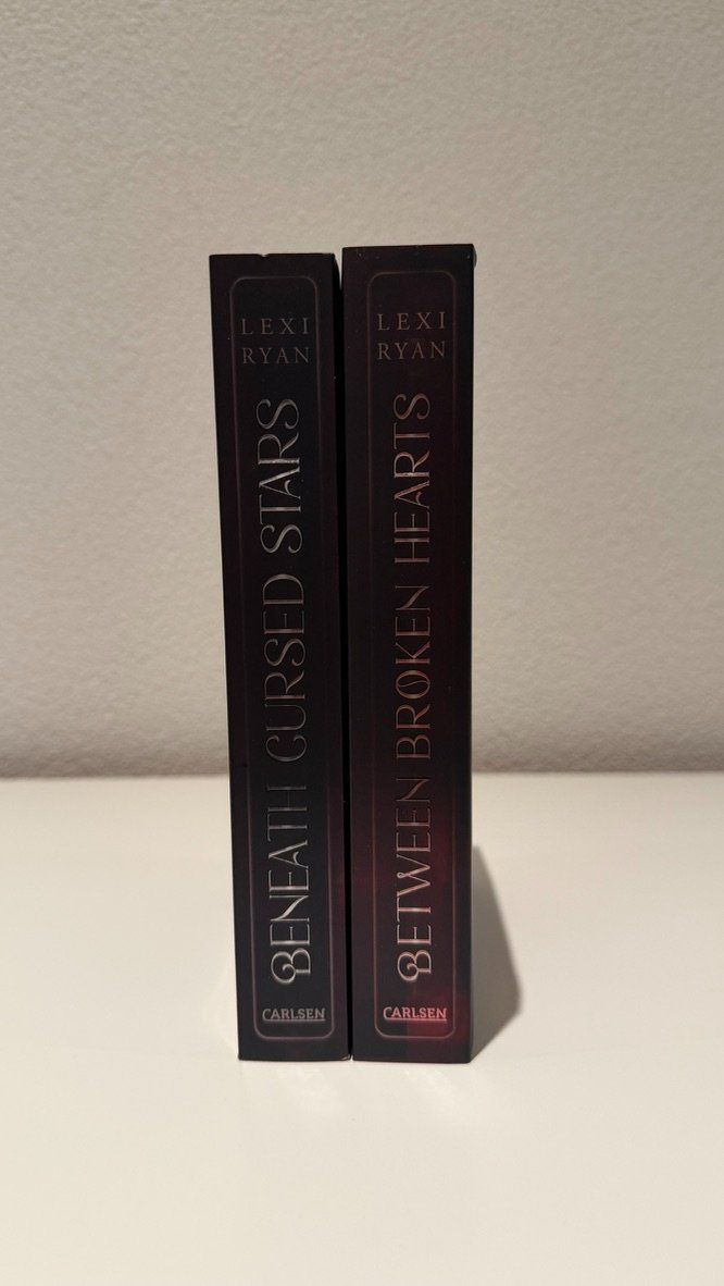 Libri: Beneath Cursed Stars Dilogie - Lexi Ryan – Nuovo (secondo la descrizione) da Romanshorn venduto da darinaah 3