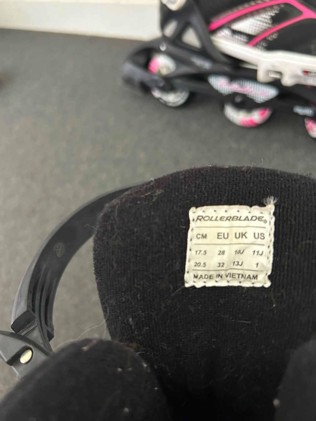 Pattini in linea & Pattini a rotelle: Inlineskates für Kinder von Rollerblade – Usato da Belp venduto da Interessent2 3
