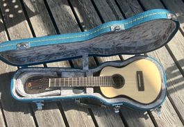 Ukulele 'Oli L2 Concert Spruce Rosewood satin (L2-CSR-S) mit