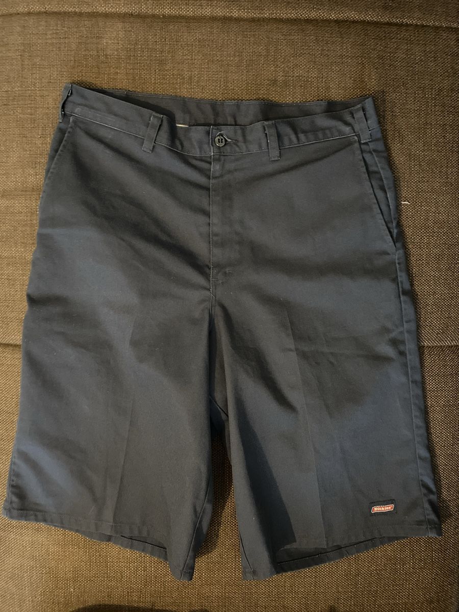 Dickies Jeans: Shorts Dickies W34 – Usato da Zürich venduto da Pilot.RR