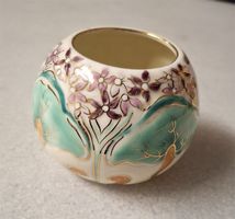 Porzellanvase Zsolnay Hungary Handpainted
