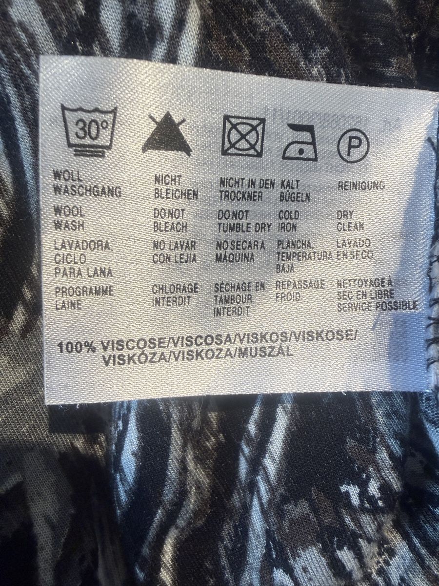 T-shirt: Shirt von STREET ONE, Grösse 38 – Usato da Adligenswil venduto da Esthee 6