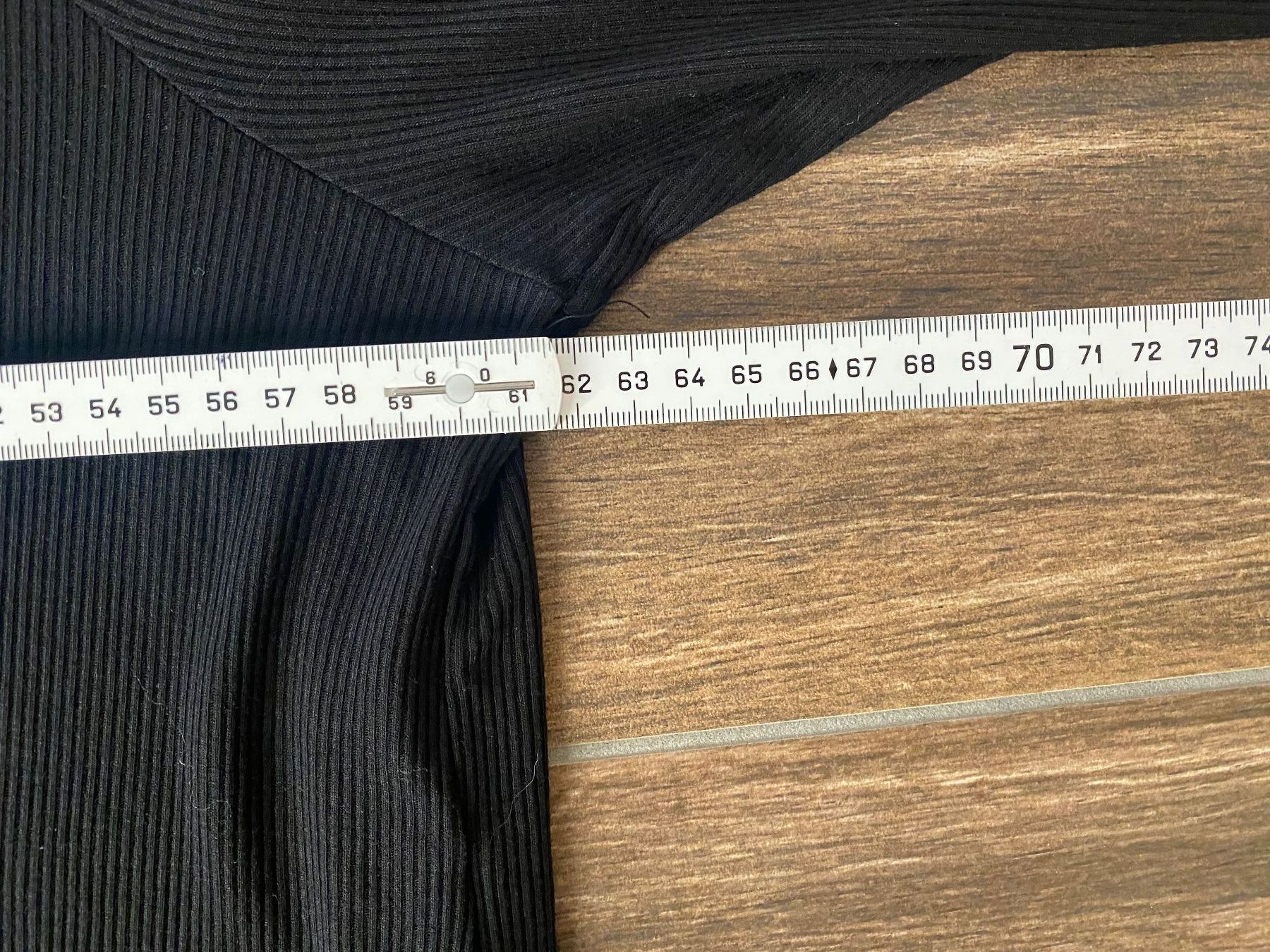 Asos Pullover & Sweatshirts: Asos Langarmshirt schwarz Gr. 52 – Gebraucht aus Pratteln von a23_j2gs 4