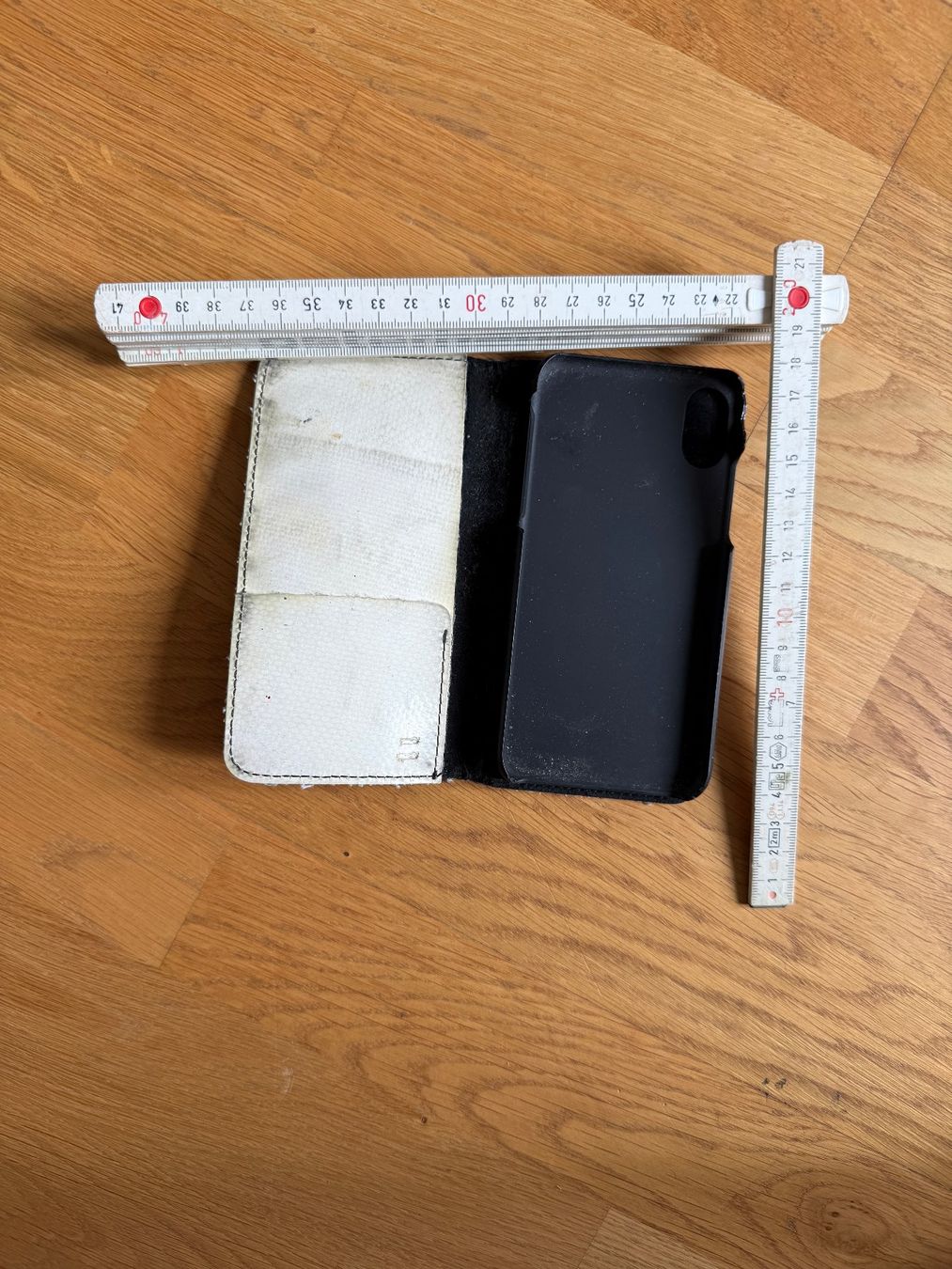 Freitag Cover & Protezioni schermo: Freitag iPhone Hülle (Modell unbekannt) – Usato da Rieden AG venduto da Sappada 2