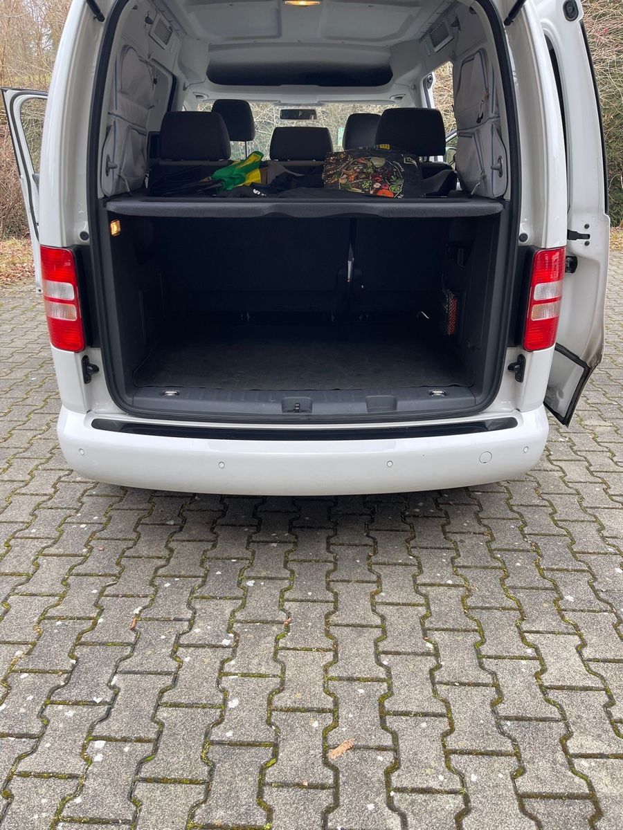 VW Autos: VW Caddy Edition 30 – D'occasion à Altendorf par rob93mos 3