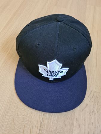 Toronto Maple Leafs NHL Cap - S/M