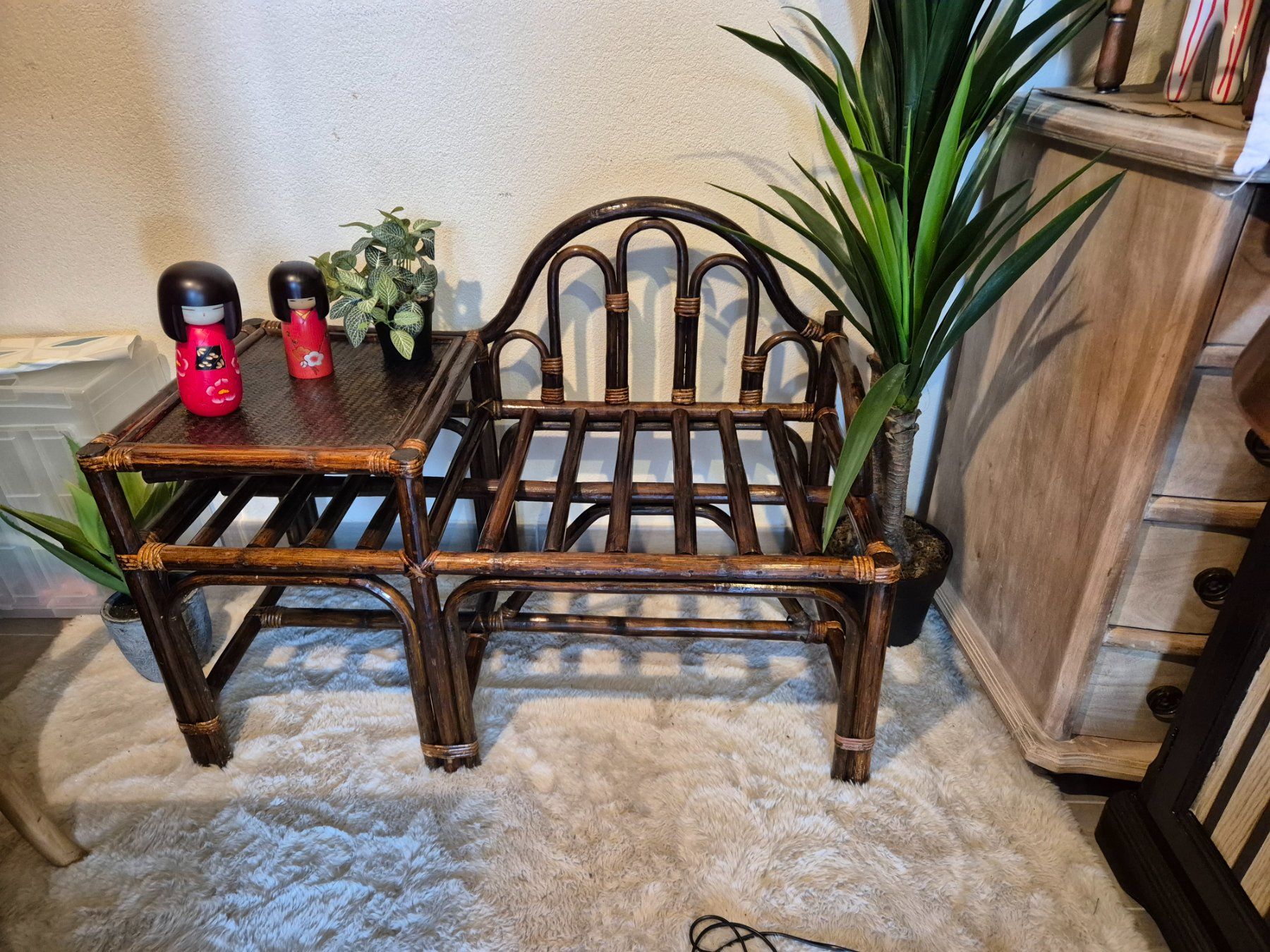 Sessel: Fauteuil avec tablette en rotin ancien – Gebraucht aus Fully von tameab 1