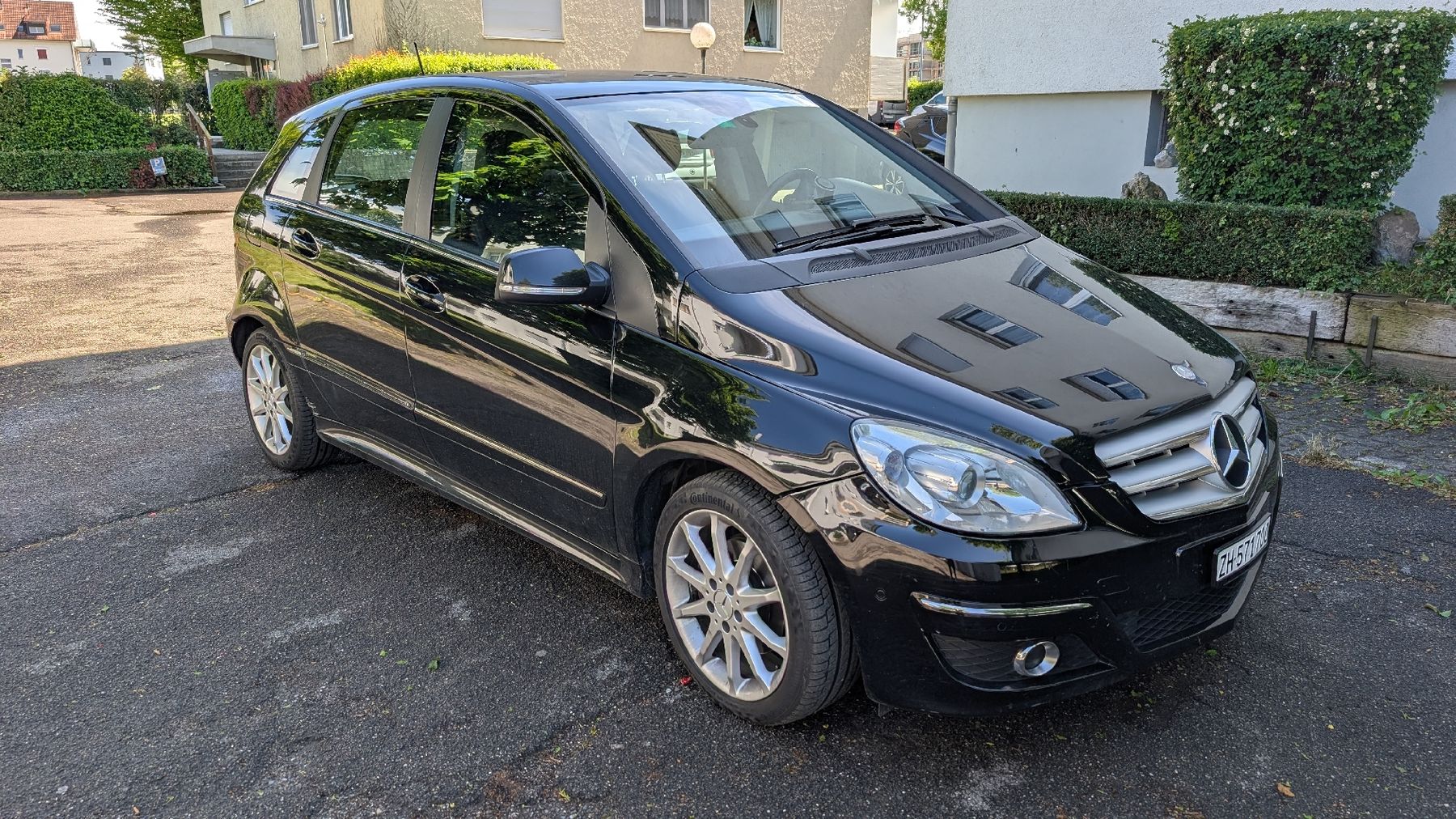 Mercedes-Benz Automobili: Mercedes B180 2009. Getriebedefekt. Export/Bastler – Difettoso da Niederglatt ZH venduto da dim_rvh9