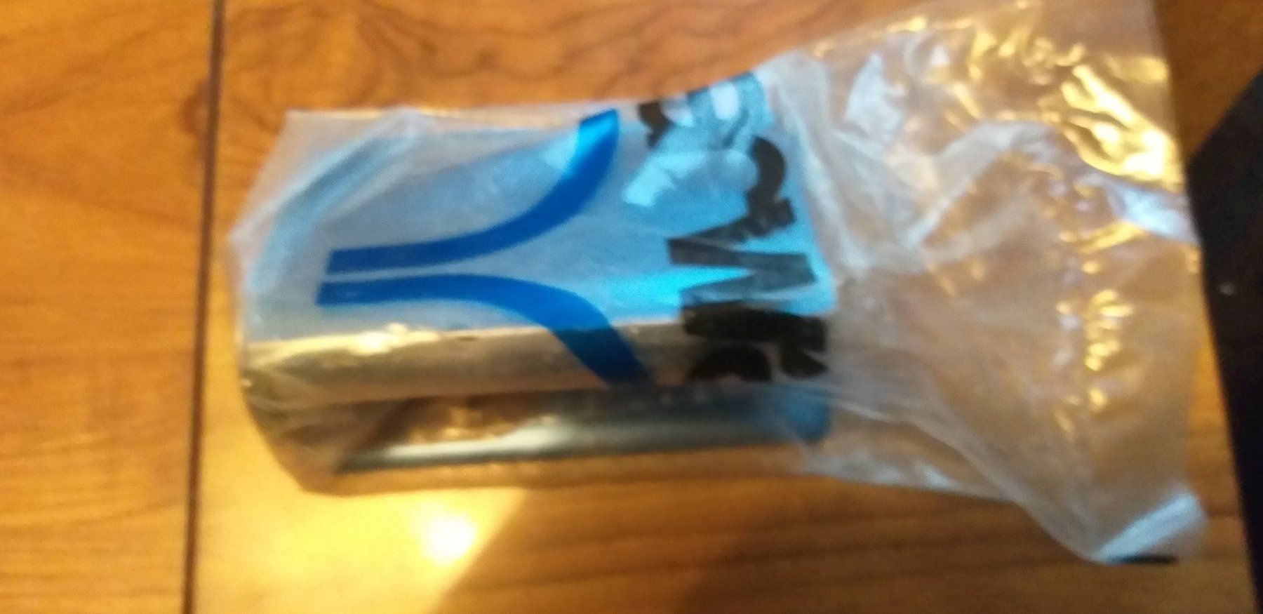 Supporti a parete: Toilettenpapierhalter verchromt NEU – Nuovo e nell'imballaggio originale da Hunzenschwil venduto da Fanta01