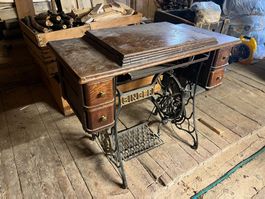 Alte Nähmaschine Singer