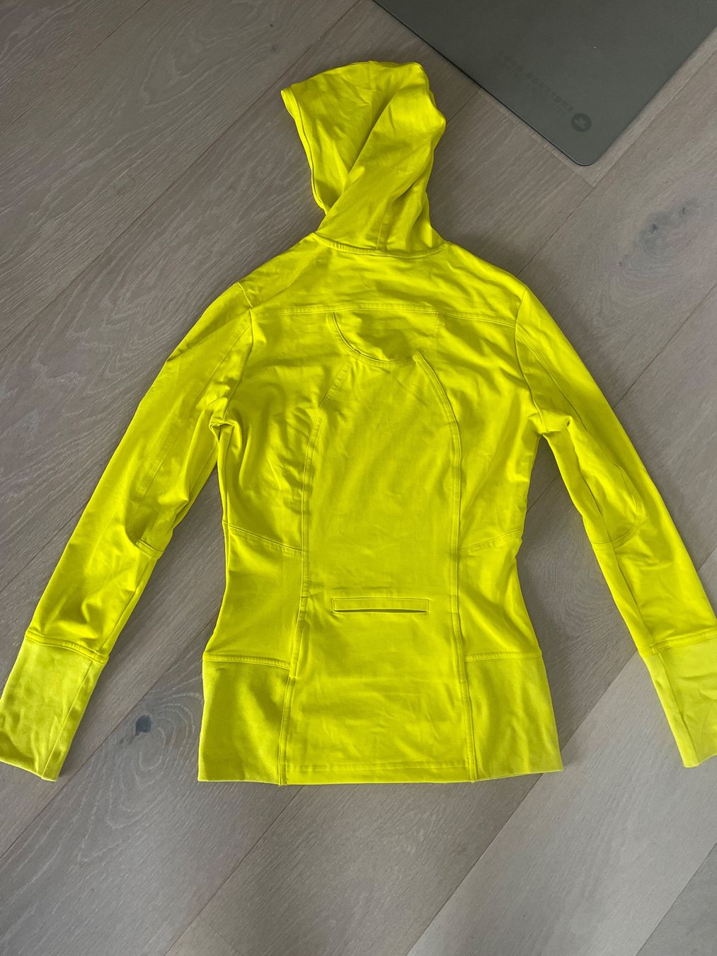 Stella McCartney Top: Stella McCartney Adidas Jogging Oberteil S – Usato da Erlenbach ZH venduto da Pocahoney 2