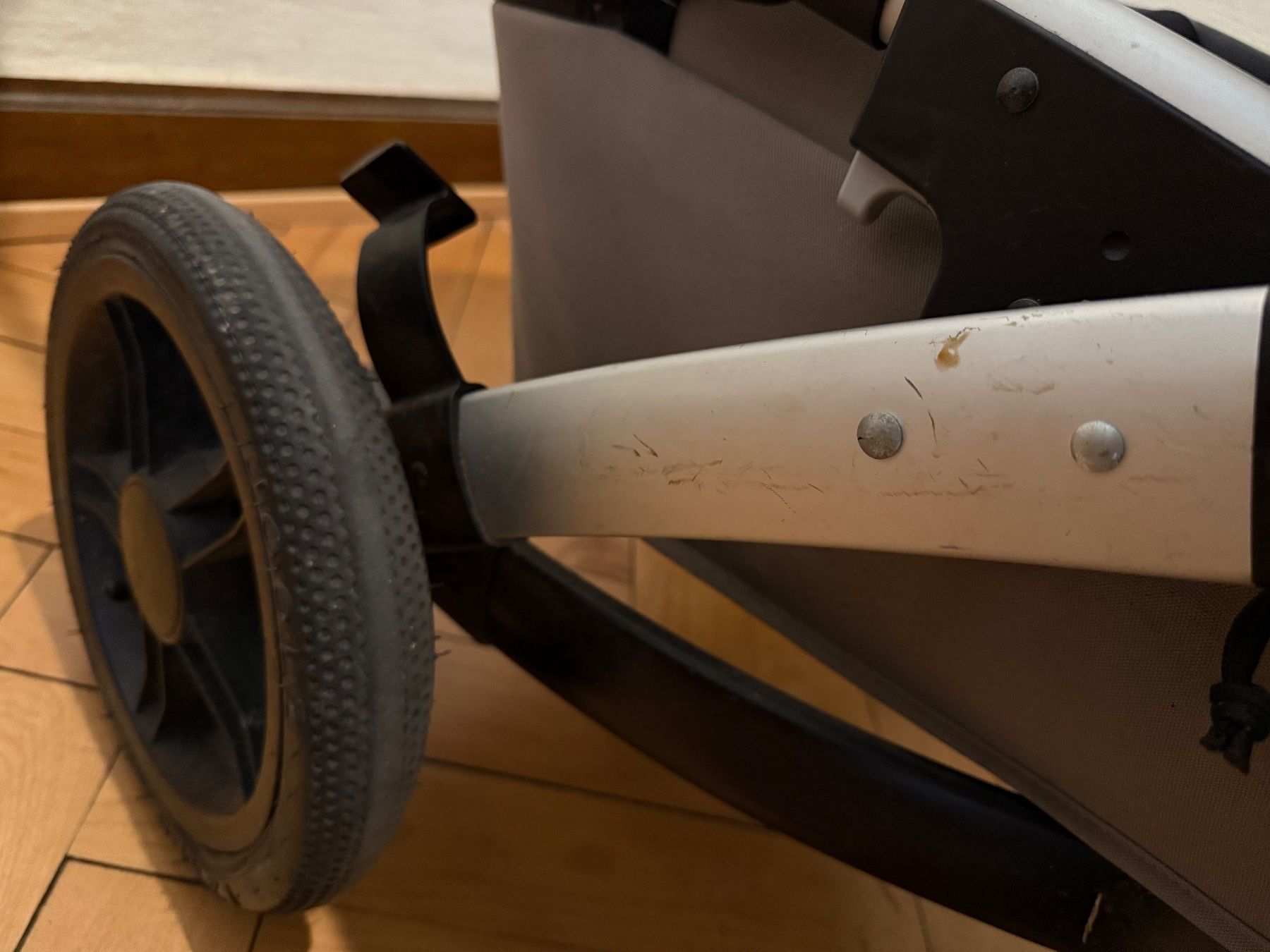 Joolz Poussette: Joolz Kinderwagen mit Zubehör + Babyschale – D'occasion à Basel par badewannenpiratin 7