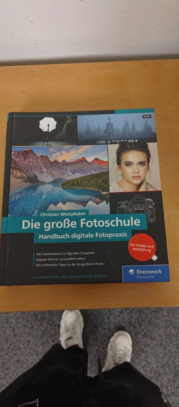 Bücher: Die Grosse Fotoschule Buch – Gebraucht aus Schwerzenbach von VityaCrafts