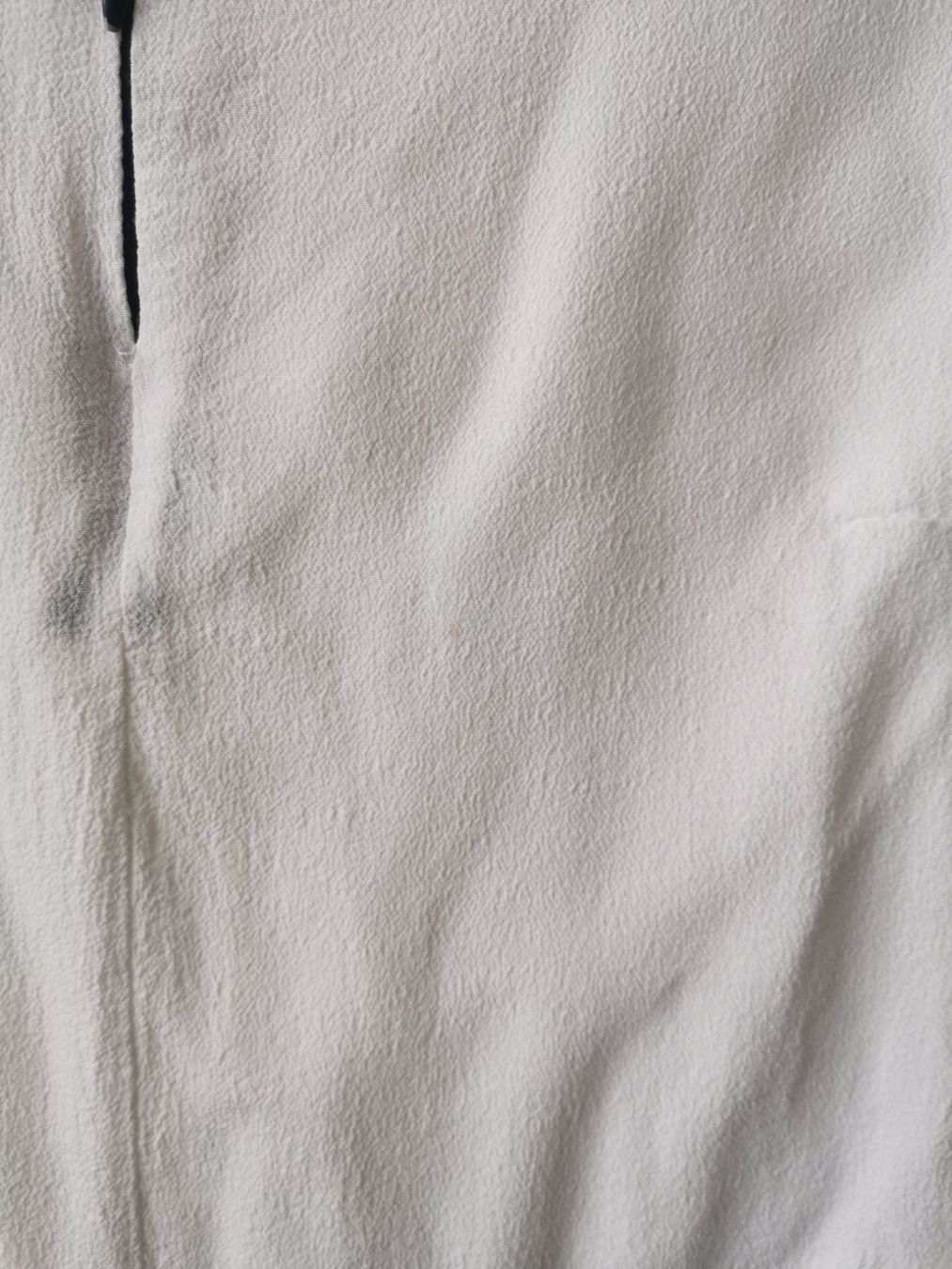 Camicette: 2x weisse Bluse XS-S – Usato da Unterägeri venduto da Fiobi 6