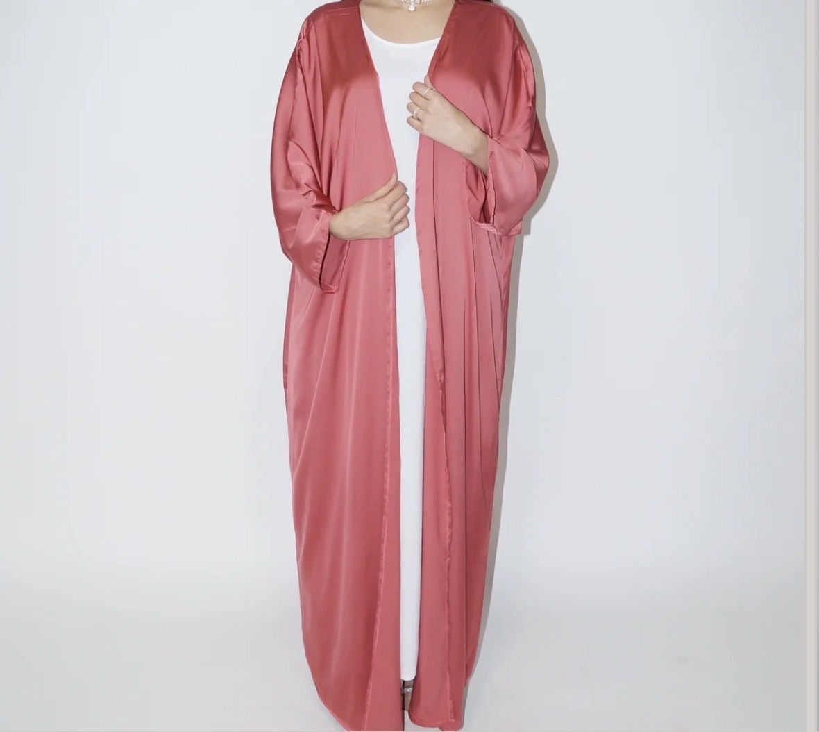 Vestiti: Abaya pink – Usato da Winterthur venduto da vic_1256