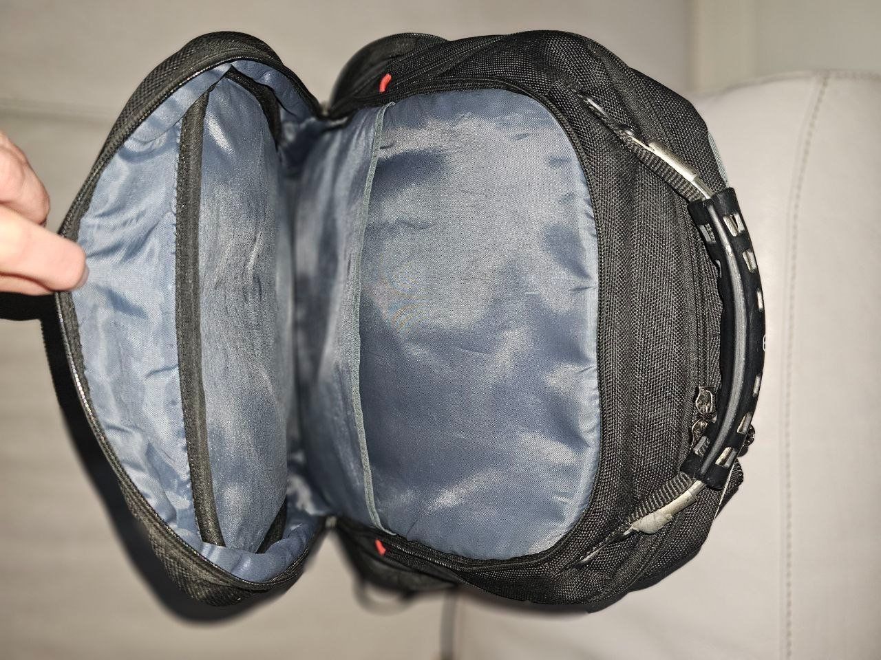 Wenger Rucksäcke: Wenger Rucksack schwarz grau – Gebraucht aus Vira (Gambarogno) von zaubernuessli 4